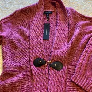 Halston Cardigan.soft to the touch, buckle at waist. Size Extra Large.